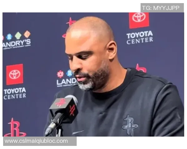 乌度卡强调KD身边球员配置应令对手忌惮包夹策略