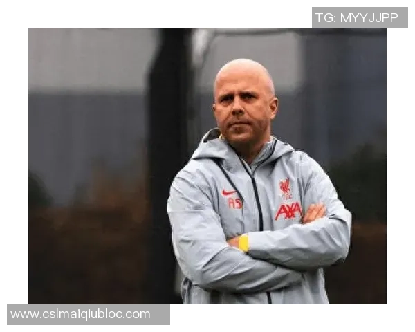 荷兰记者放弃返程航班专程留守参加斯洛特赛前发布会