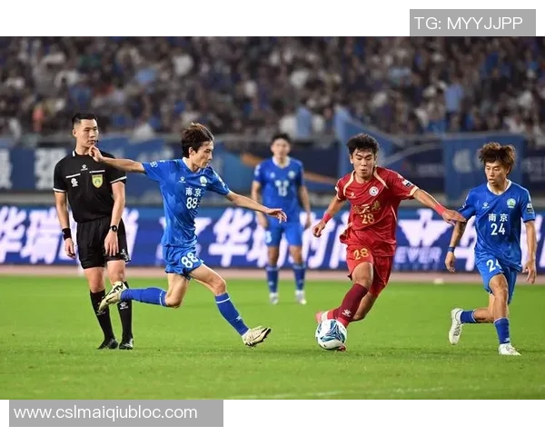 2025年中国足球赛事观众热潮中超和苏超共计60场吸引超4万观众