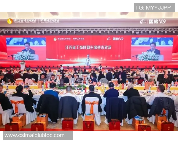 浙江球迷协会倡议比赛时刻齐唱Franko之歌致敬队长弗兰克