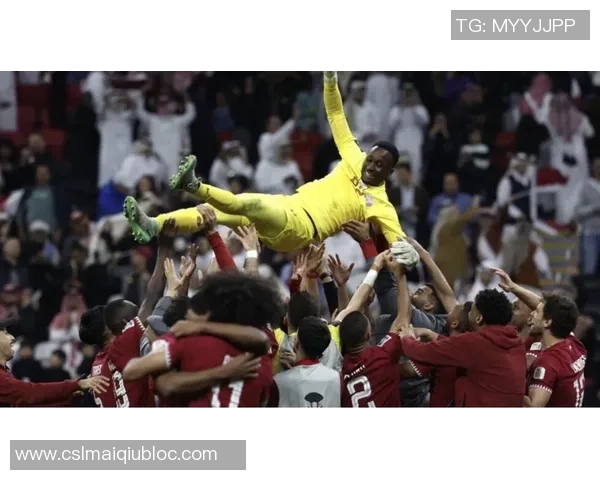 莱切门将谈点球扑救：误以为伊尔迪兹主罚幸运用脚挡出点球